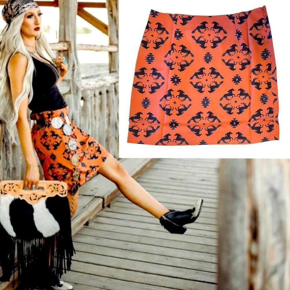 HomeFolk Boutique Orange Horse Lovers Mini Skirt Size Large NWT